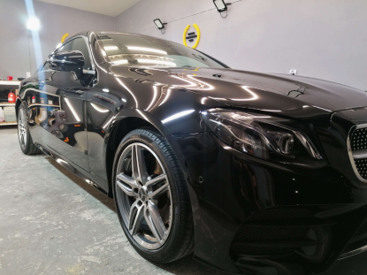 Poliranje automobila Novi Sad Mercedes E kupe
